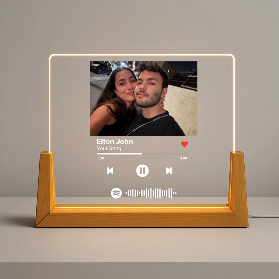 Personalized Photo Lamp – A Romantic Gift for Your Partner White - Obrázek 2
