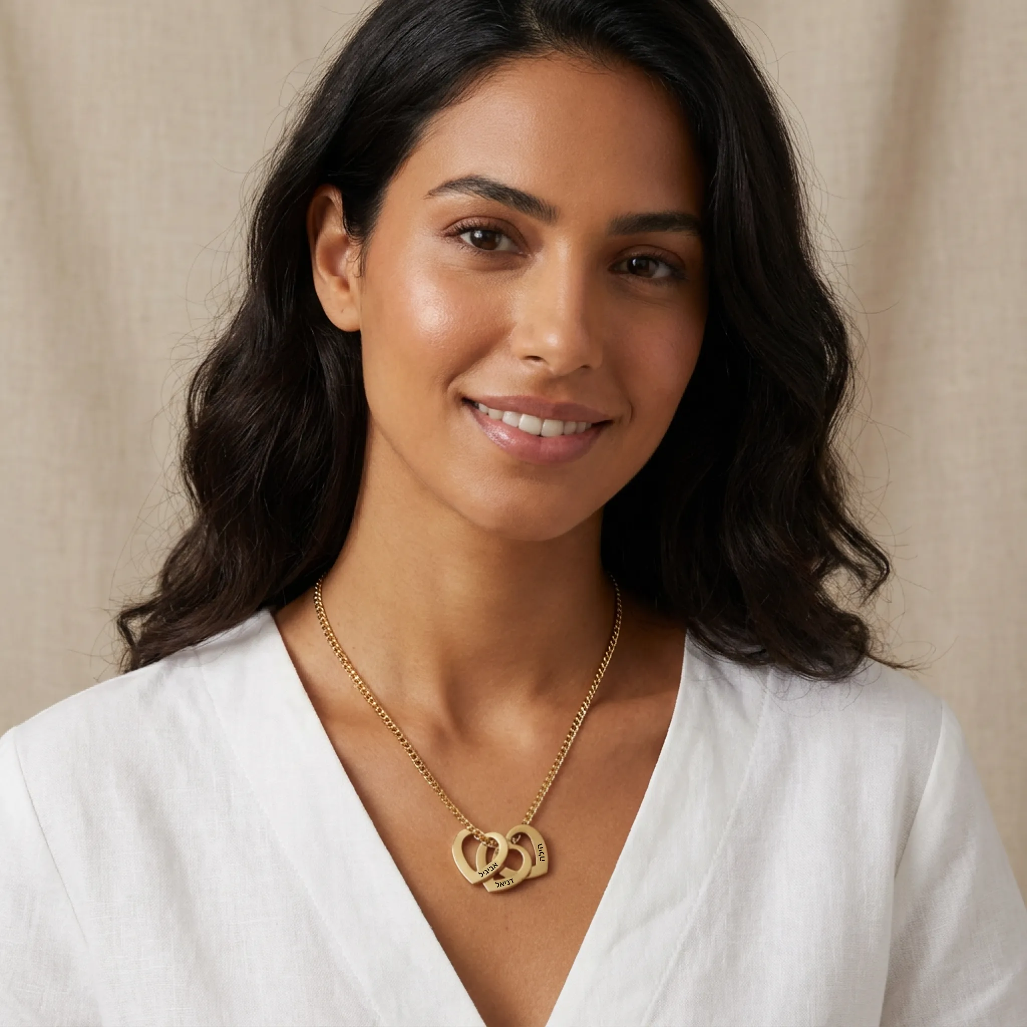 Women's Hearts Necklace with Your Children's Names - obrazek 3