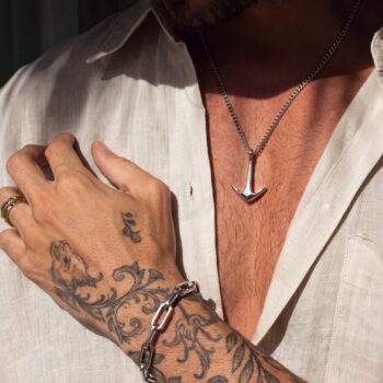 Anchor Pendant Necklace — Silver