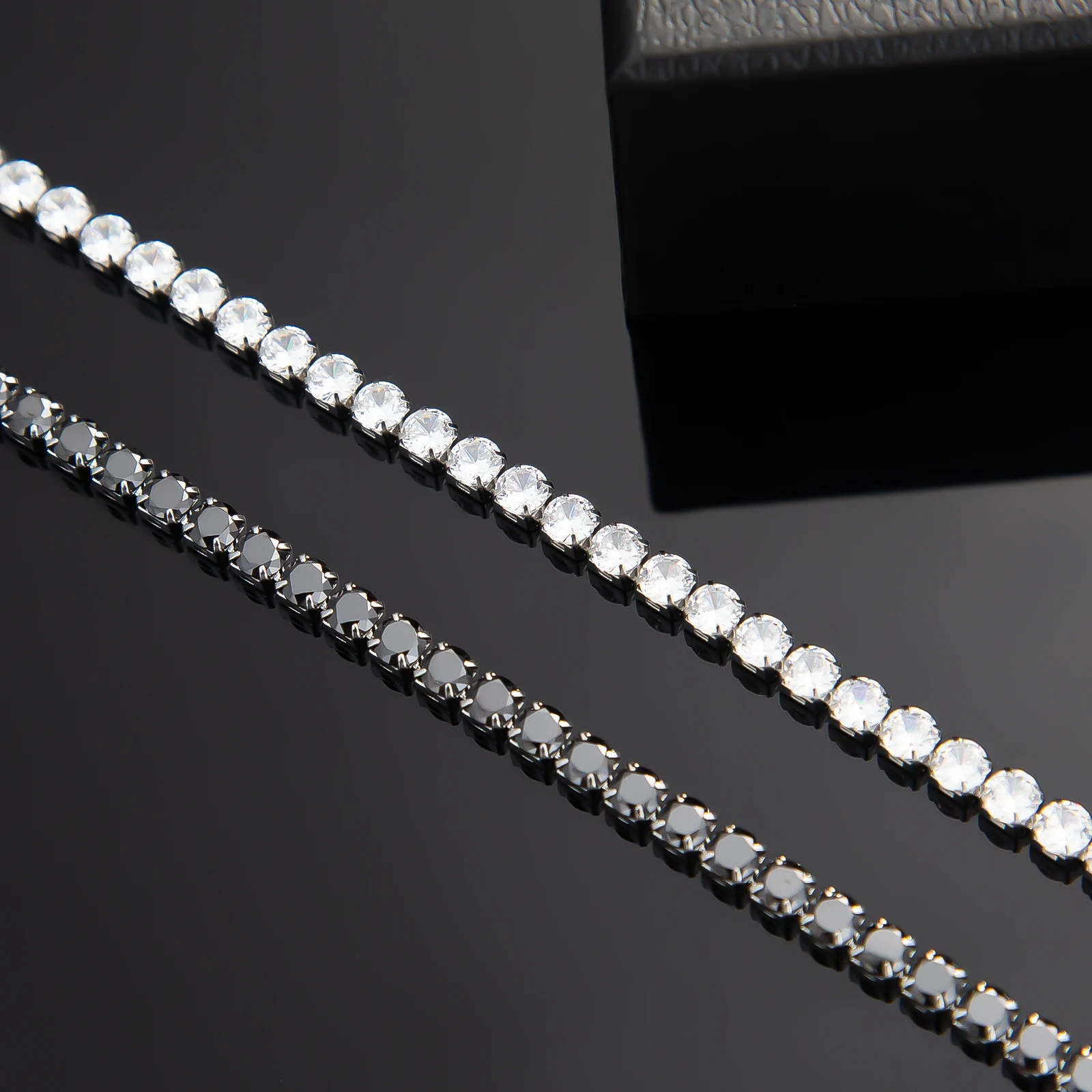 Tennis Necklace with Zircons — Black Stainless Steel - immagine 3