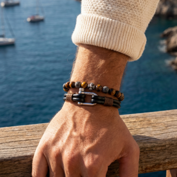 Screw Shackle Braided Leather Bracelet
