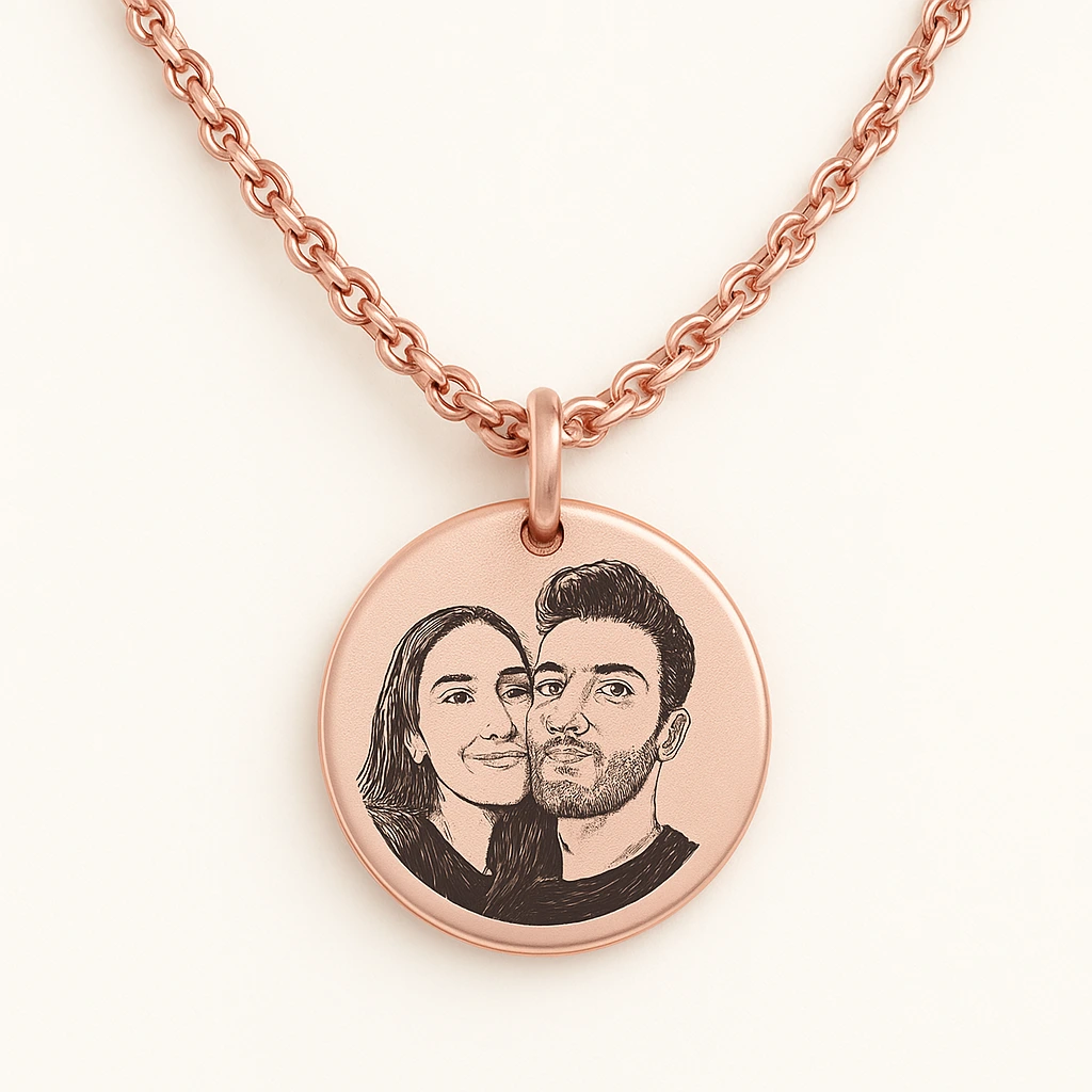 Engraved Photo Necklace — A Moving Keepsake - الصورة 3