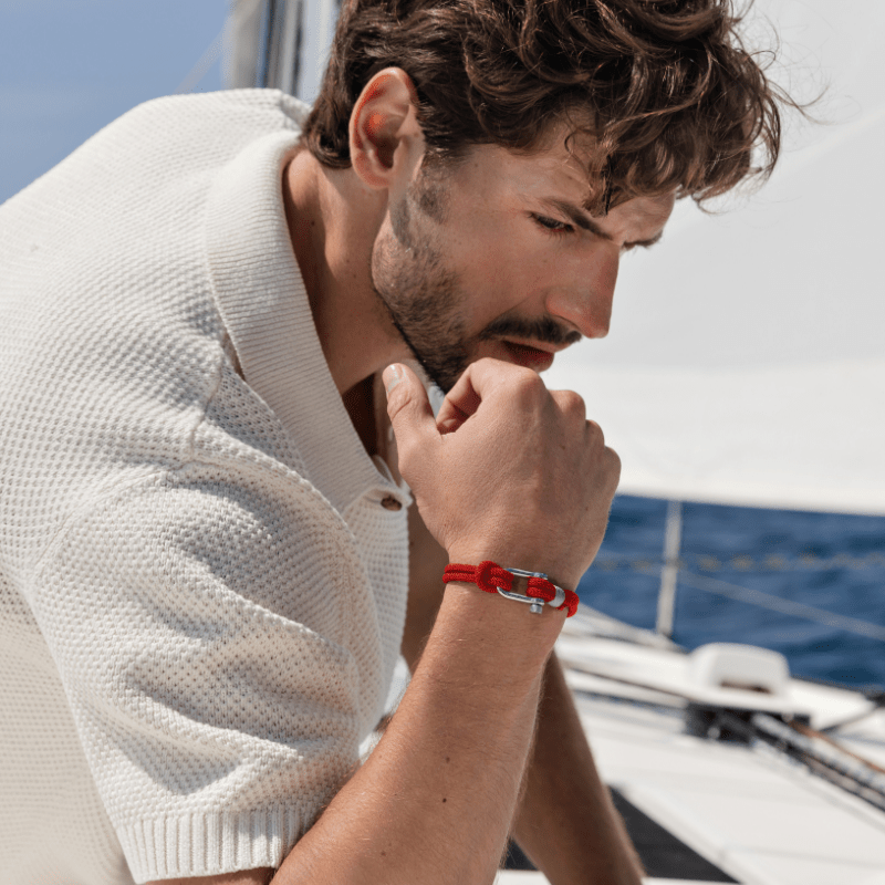 Horseshoe Shackle Nautical Rope Bracelet — Red - Image 4
