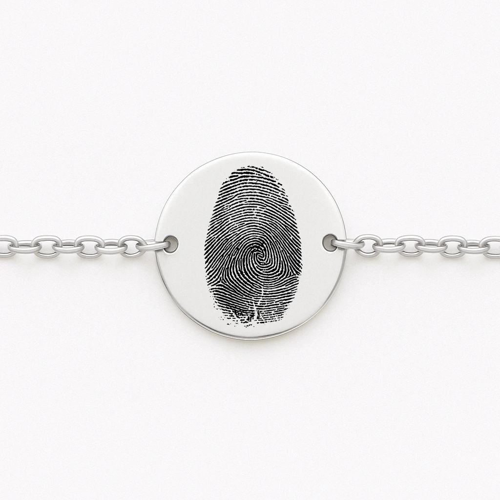 Delicate Round Engraved Bangle with Fingerprint - الصورة 4