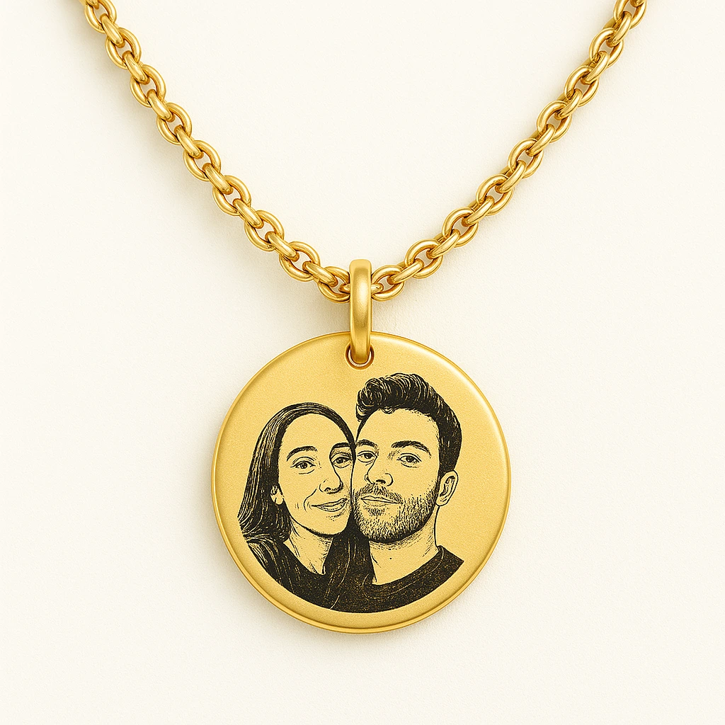 Engraved Photo Necklace — A Moving Keepsake - الصورة 2