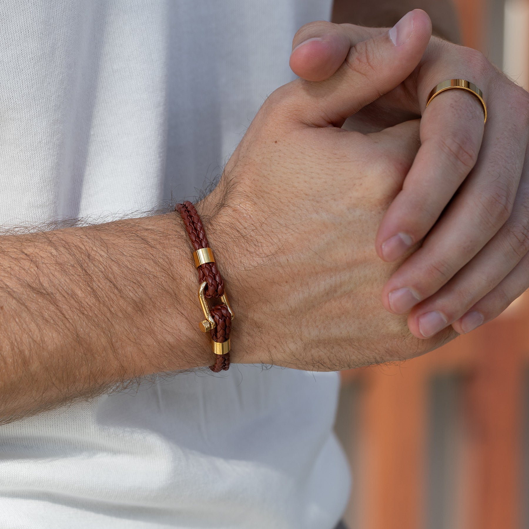 Screw Shackle Braided Leather Bracelet — Brown – Bild 4